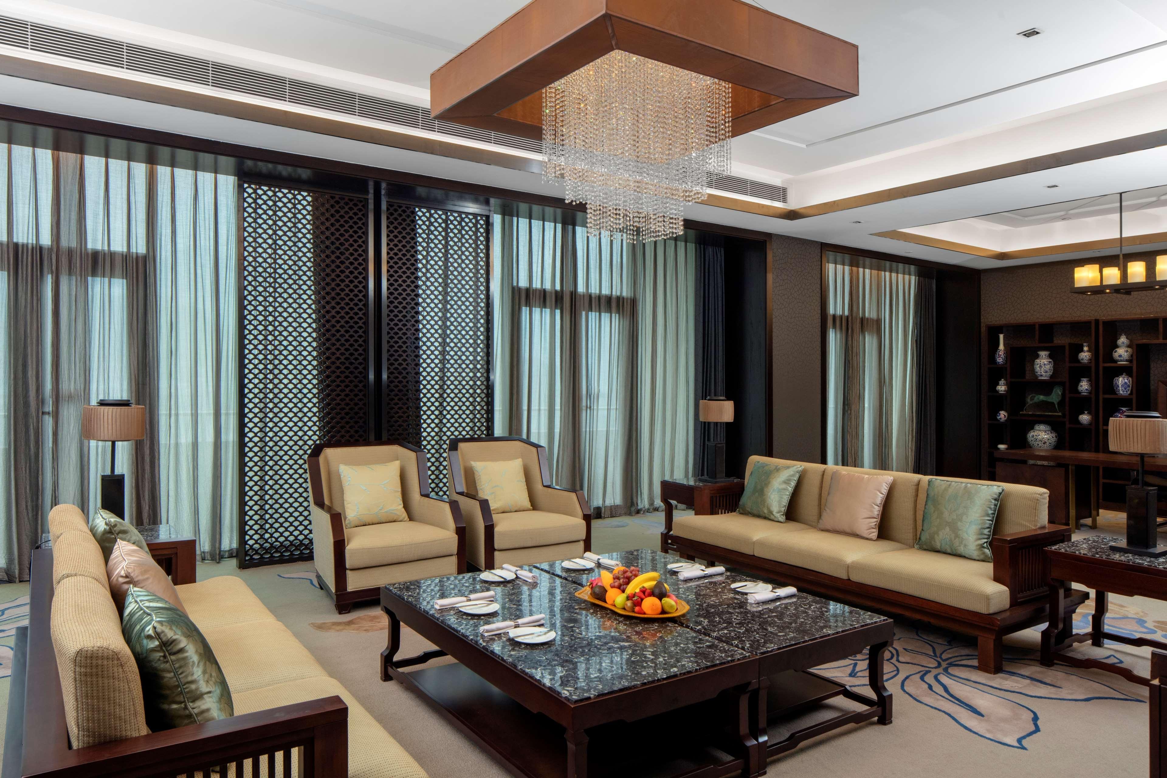 Chongqing Ronghui Grand Hotel Zewnętrze zdjęcie