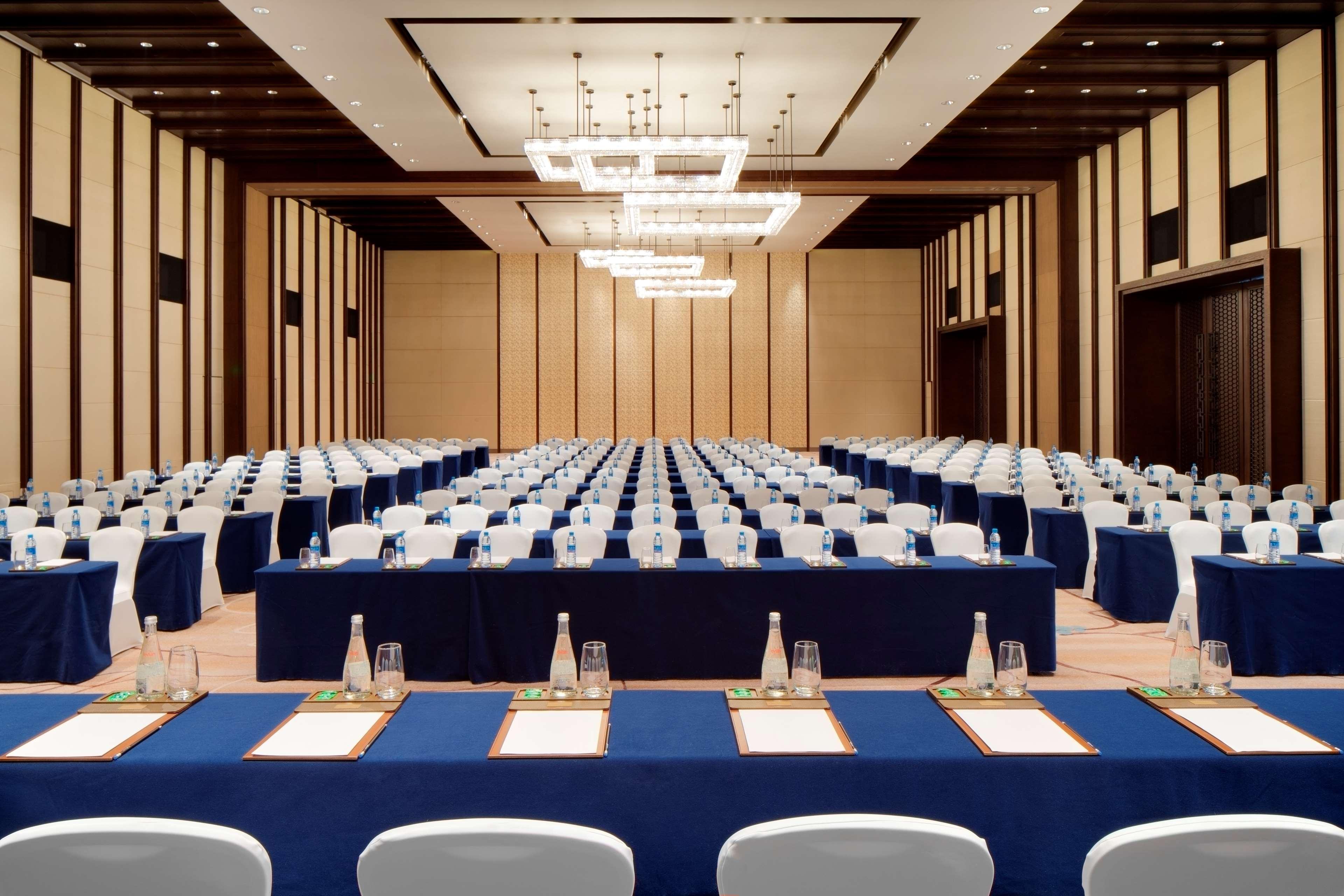 Chongqing Ronghui Grand Hotel Zewnętrze zdjęcie