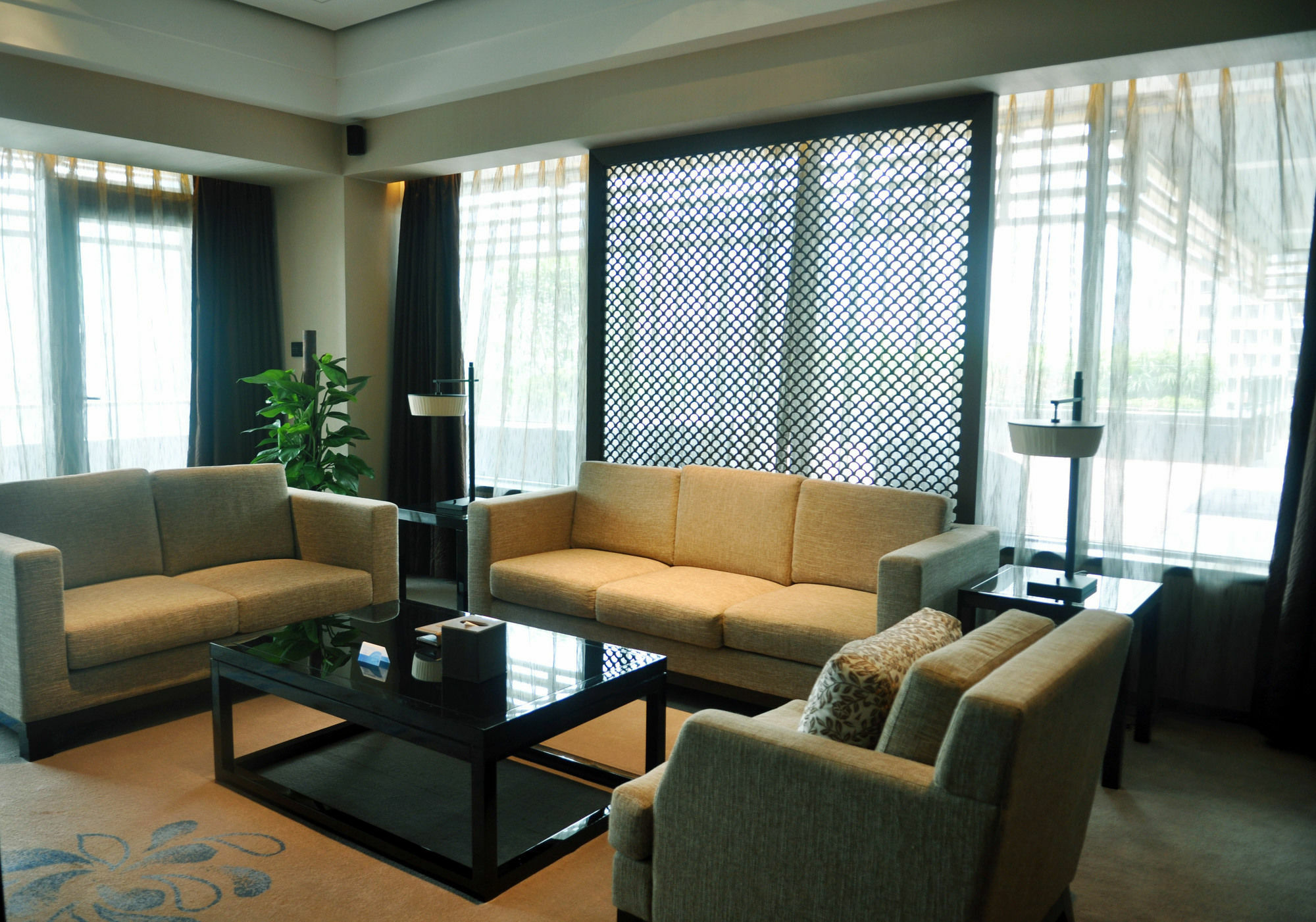 Chongqing Ronghui Grand Hotel Zewnętrze zdjęcie