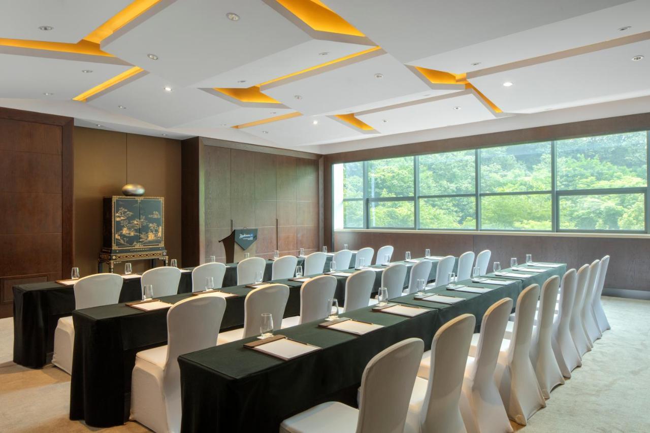 Chongqing Ronghui Grand Hotel Zewnętrze zdjęcie